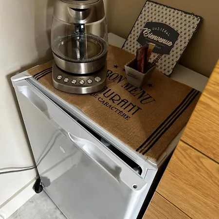 Le Clos Mirondin 住宿加早餐酒店 锡富尔勒普拉日